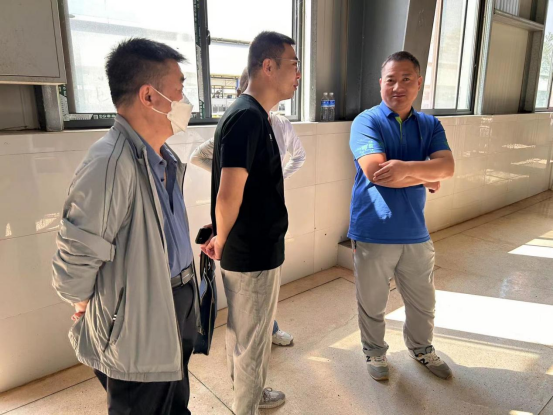 連云港市人才事務(wù)所有限公司赴江蘇農(nóng)墾優(yōu)然牧業(yè)有限公司進(jìn)行業(yè)務(wù)交流1.png